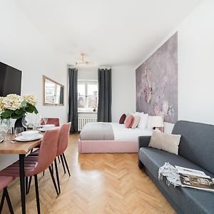 Studio met een King Size Bed